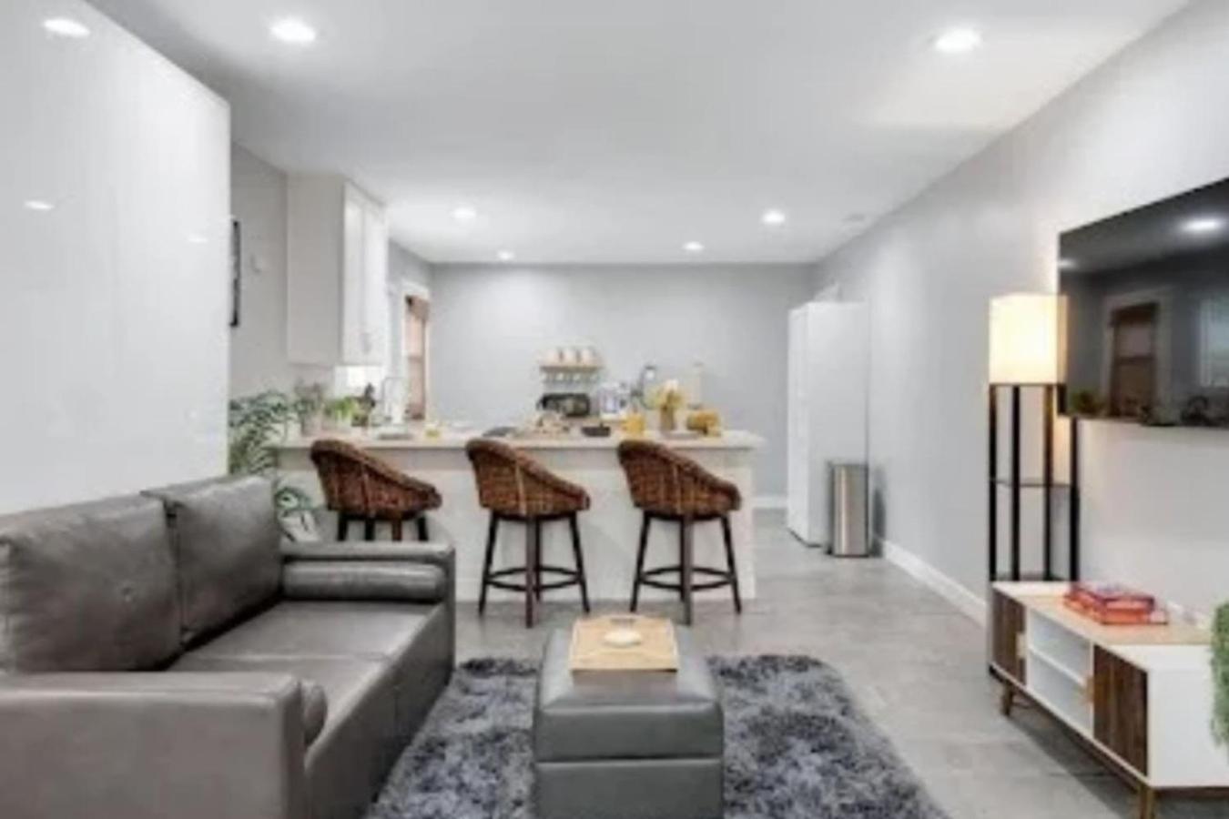 Private Casa Min Downtown Beaches Freeways