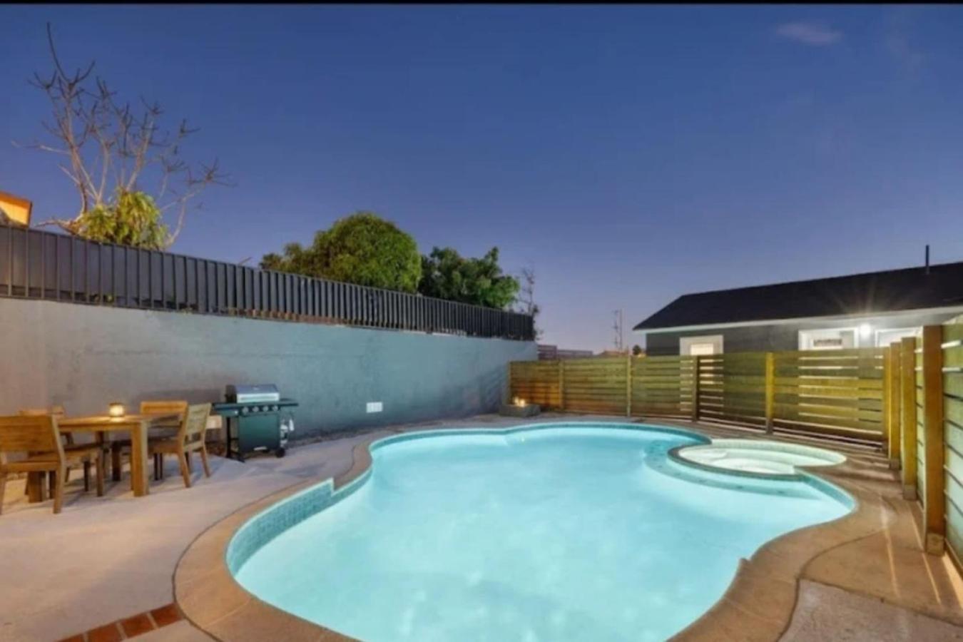 Private Casa Min Downtown Beaches Freeways *